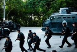 精英部队2字幕在线观看